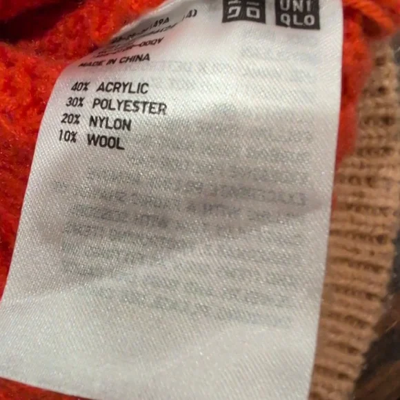 Uniqlo X Marni Popcorn Knit V-neck Sweater - Picture 5 of 6